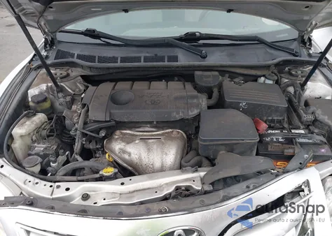 2011 Toyota Camry z USA, uszkodzony, nr VIN 4T1BF3EK7BU709082